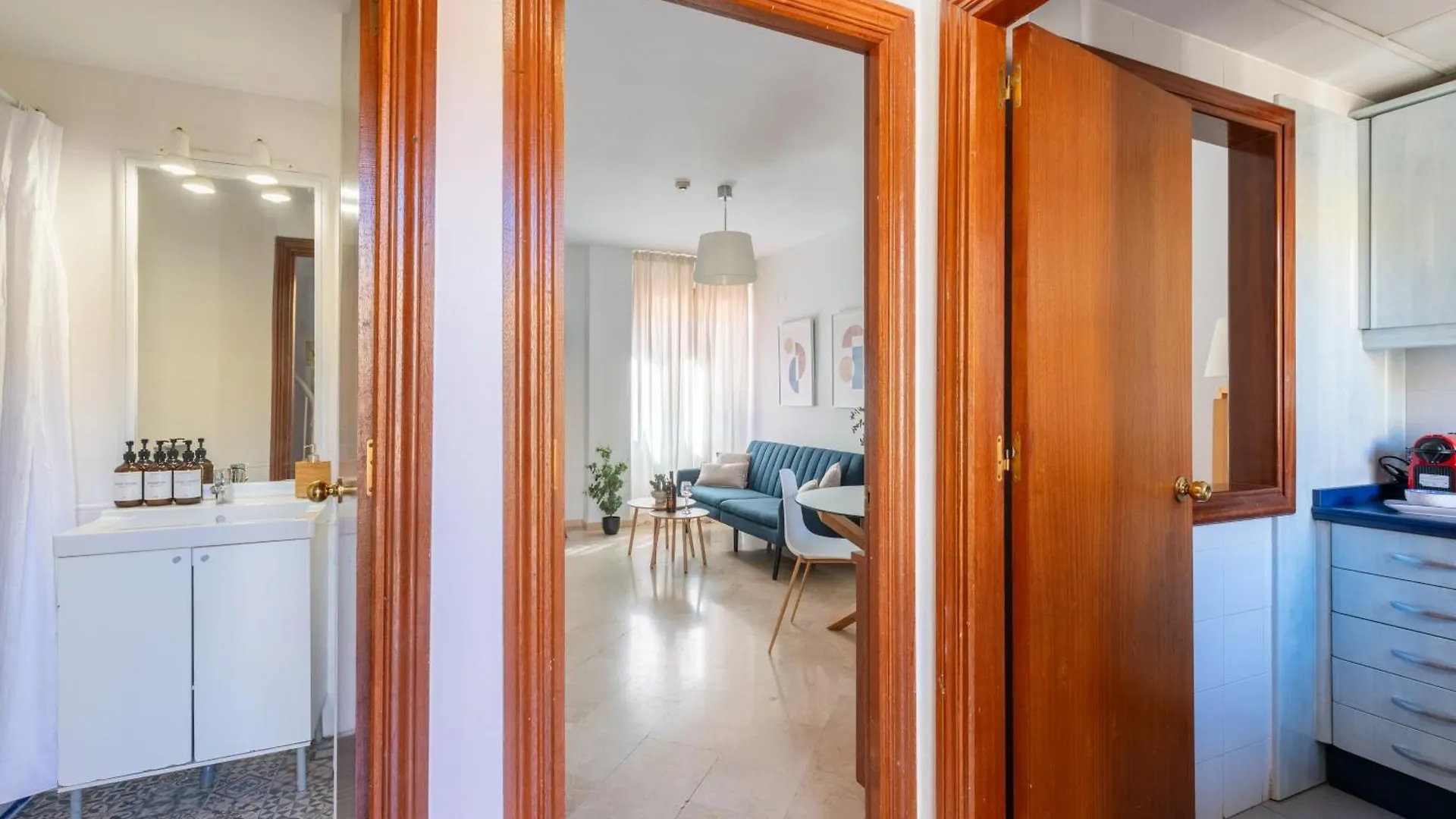 San Vicente-Museo Apartamento Seville Spain